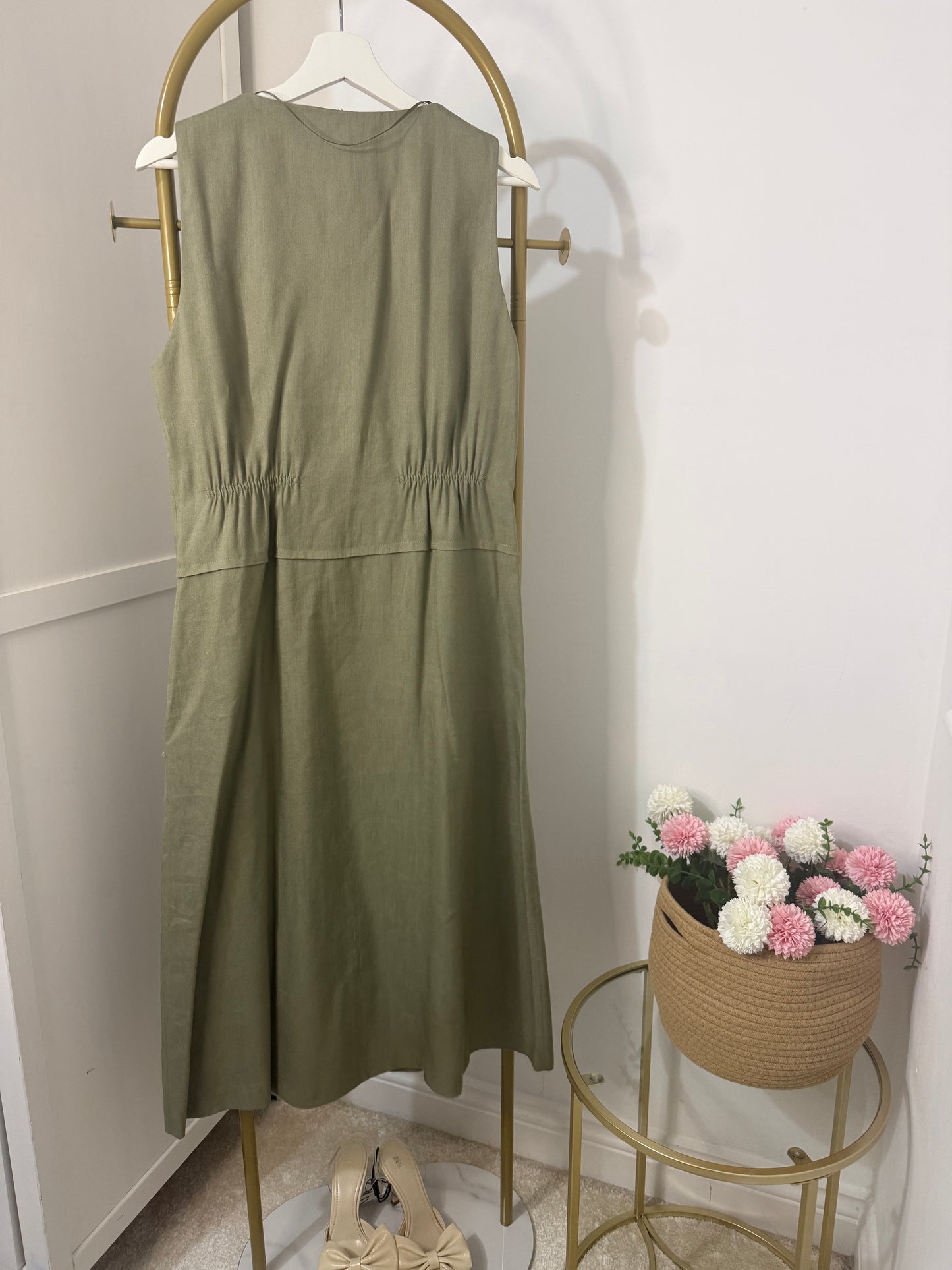 Zara khaki sleeveless midi dress
