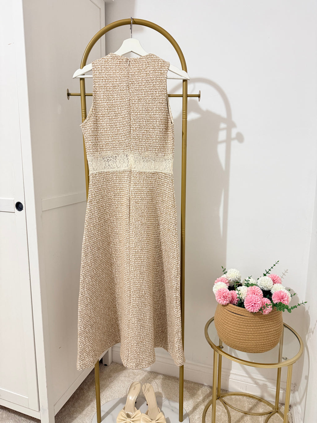     Zara beige knit lace midi dress back view