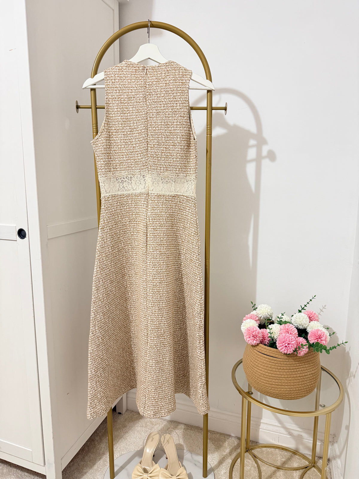    Zara beige knit lace midi dress back view