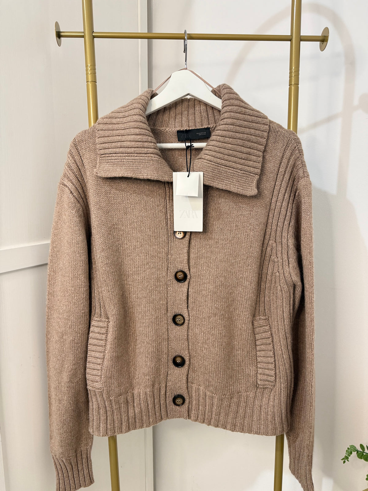     Zara beige button front knit cardigan close-up