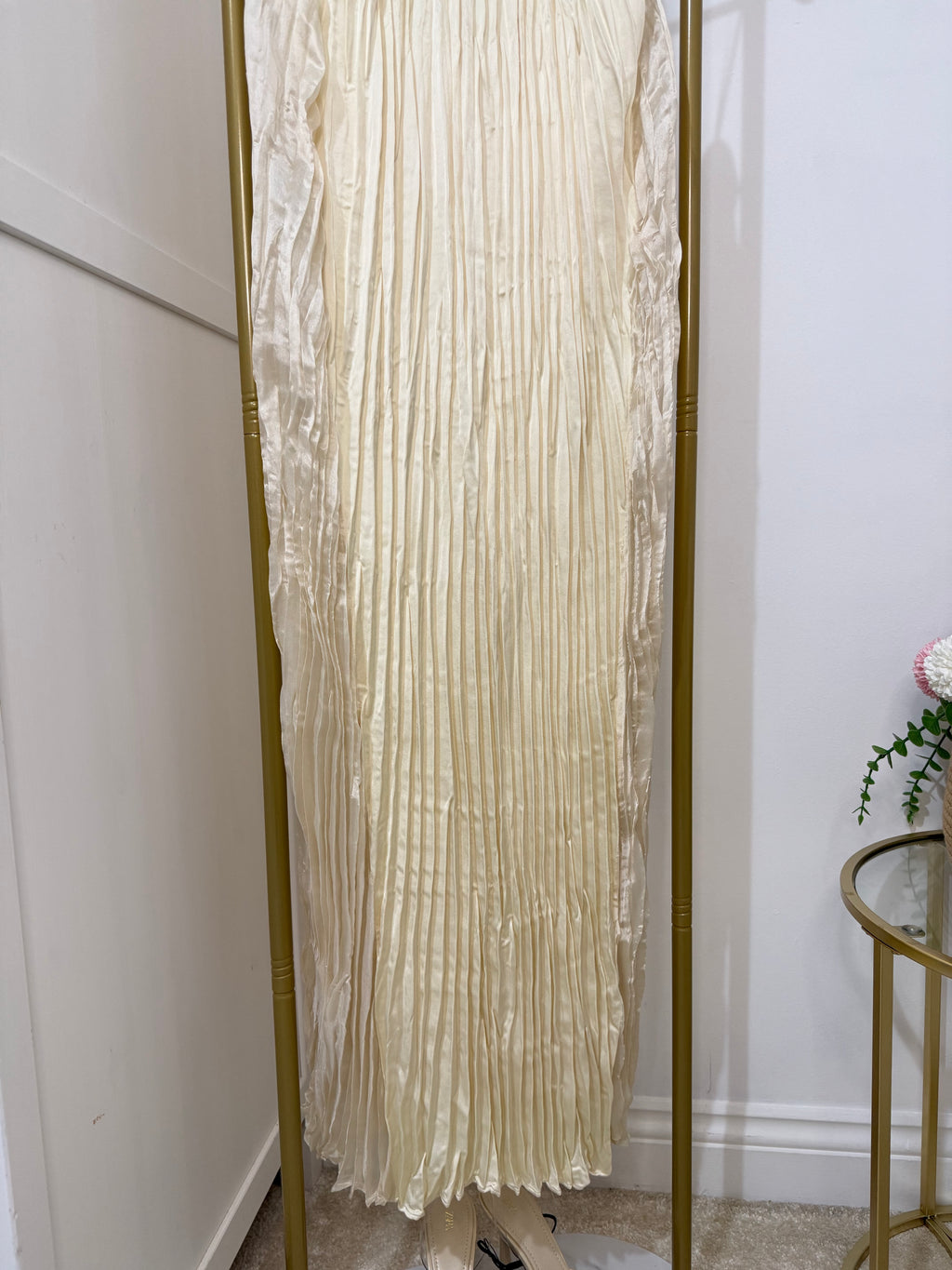 Satin Wrinkle Cream Midi Dress
