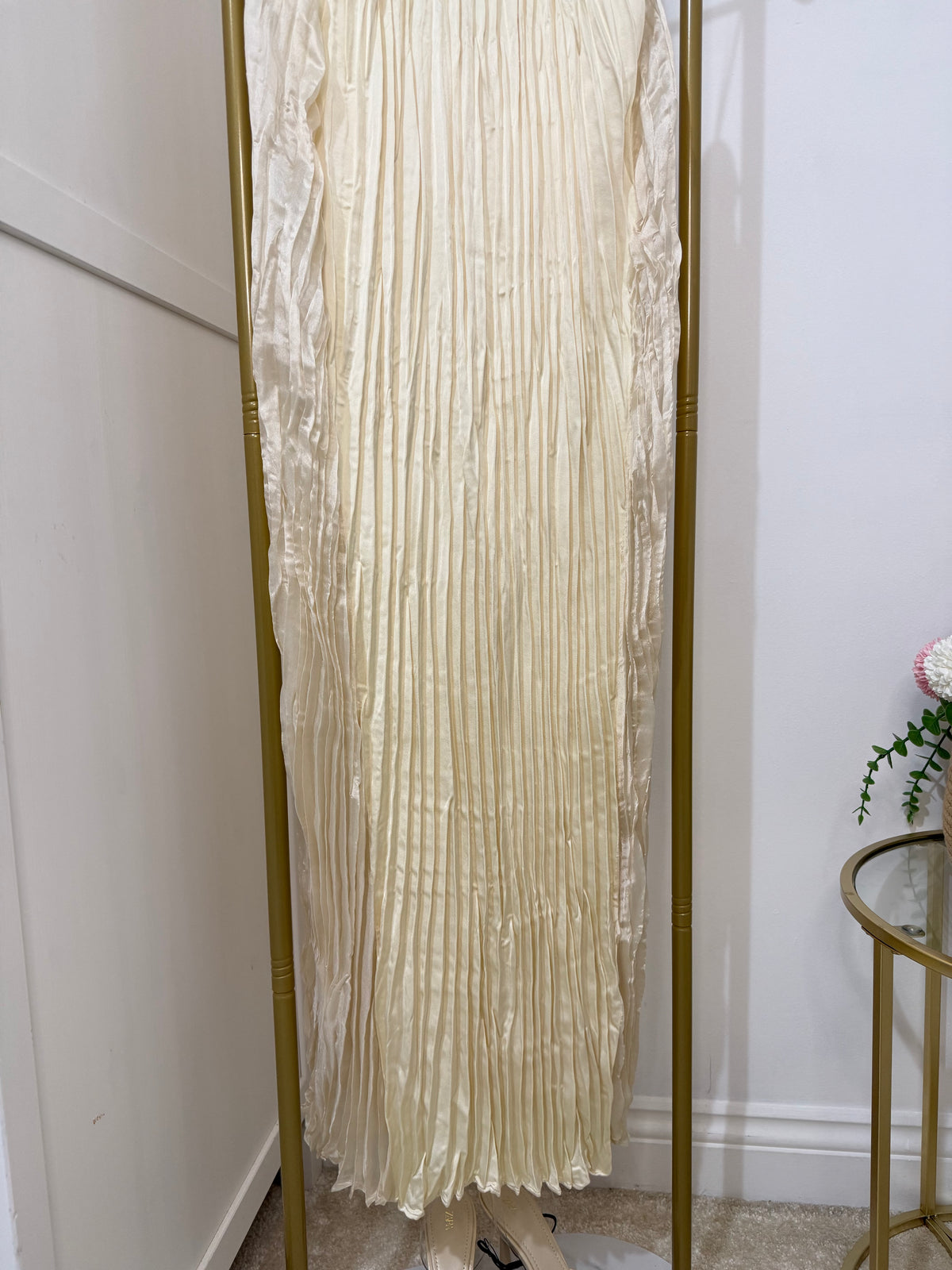 Satin Wrinkle Cream Midi Dress