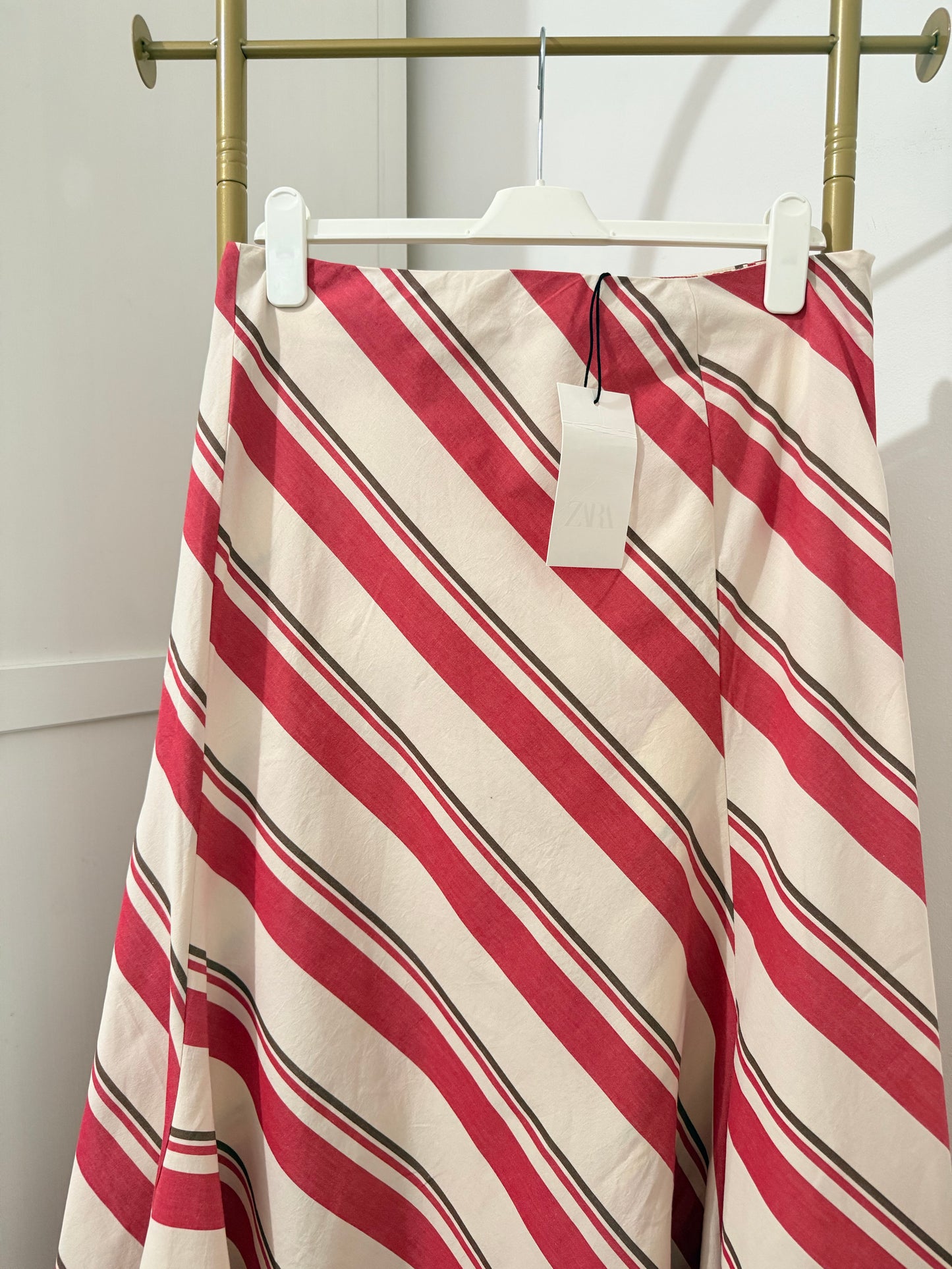 Zara striped asymmetrical midi skirt 4437/243