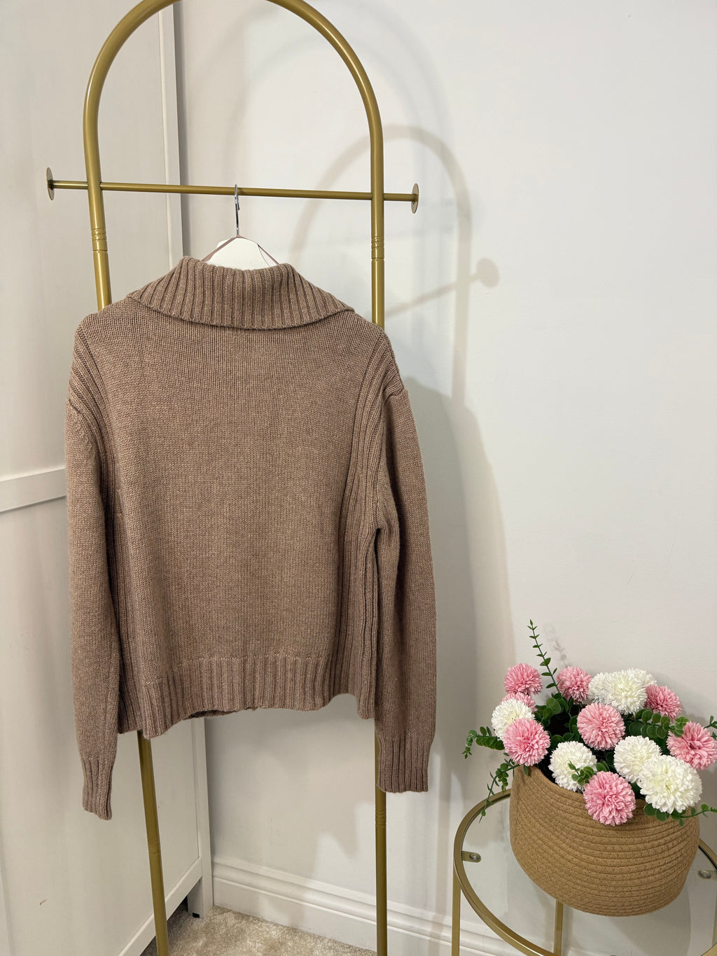     Zara beige knit cardigan back view