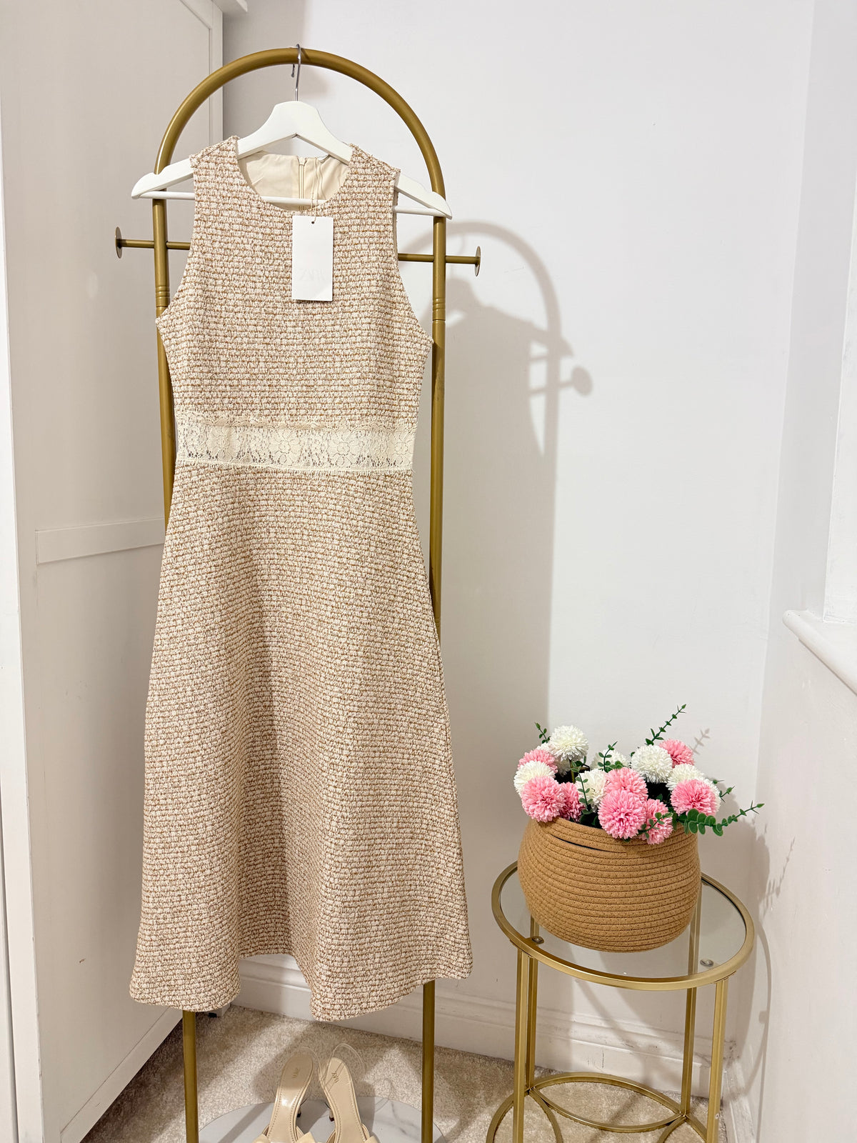     Zara beige sleeveless knit lace midi dress front view