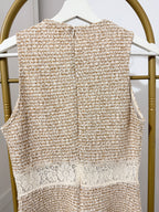     Close-up of Zara beige sleeveless knit dress fabric