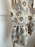     Zara Beige Floral Peplum Knit Top – Floral Knit Detail