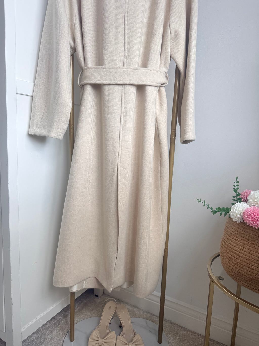     Zara cream long coat waist belt detail